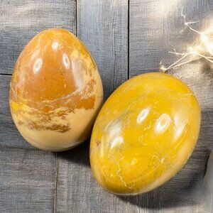 Italian Hand Carved Marble Onyx Stone Egg Paperweight Figurine Set2 Venetian Tan